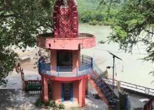 Read more about the article हिमाचल के ऊना में है प्रसिद्द ब्रह्मोती मंदिर, स्वर्ग के लिए जाती हैं ढाई सीढ़ियां