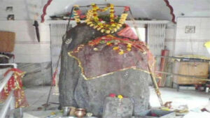 Read more about the article कांगड़ा के काठगढ़ मंदिर में स्थापित है विश्व का एकमात्र दो भागों में बंटा हुआ शिवलिंग